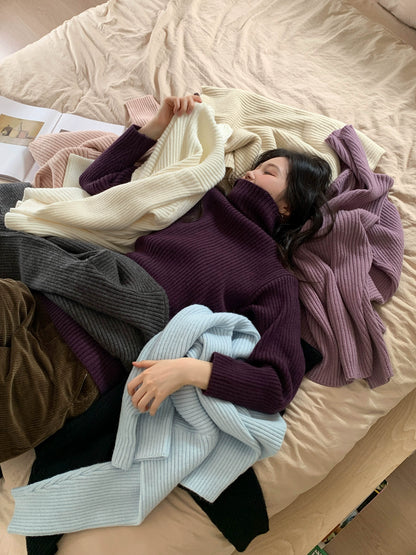 ストライプハイネックセーター