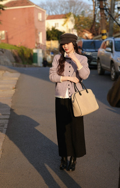 ロマンティック・ホワイト・ウール・カーディガン