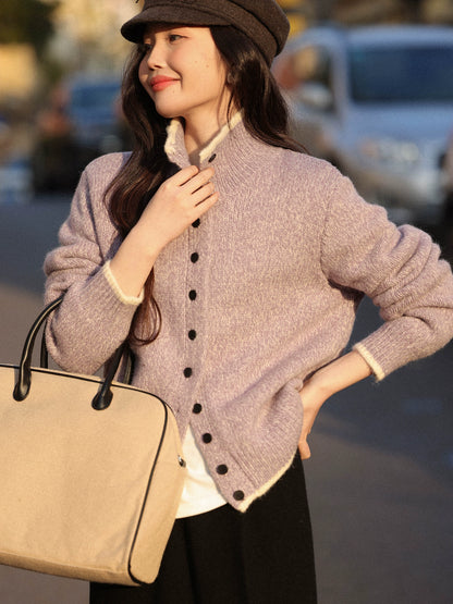 ロマンティック・ホワイト・ウール・カーディガン