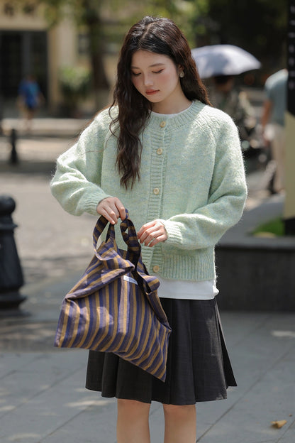 グリーンニットカーディガン