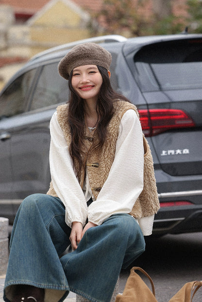 オーバーサイズバックルベスト