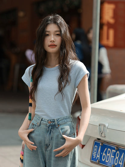 シックなサマーTシャツ