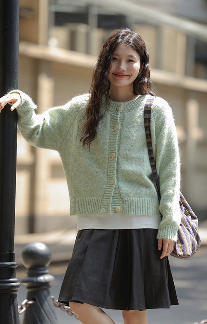 グリーンニットカーディガン