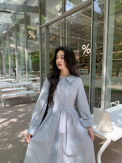 青いストライプミディワンピース