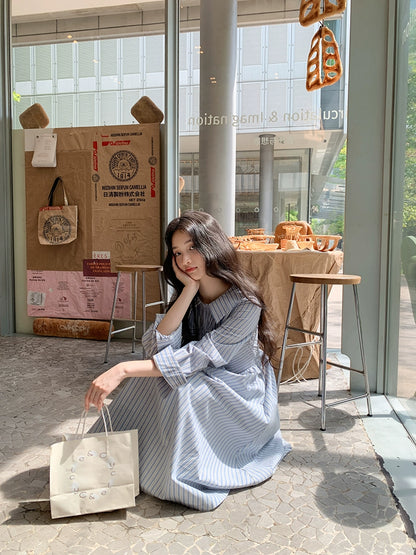 青いストライプミディワンピース