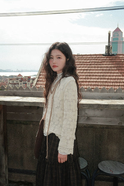 シックな中空かぎ針編み長袖トップ