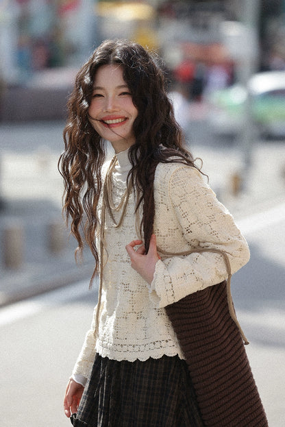 シックな中空かぎ針編み長袖トップ