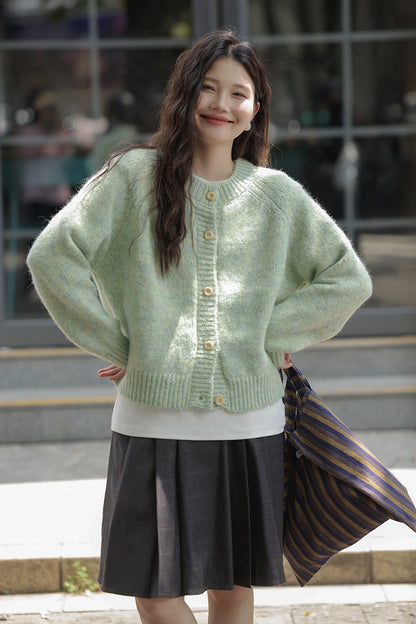 グリーンニットカーディガン