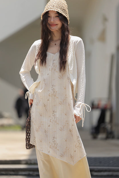 フローラルハルタードレス