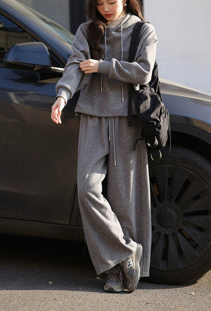 シック・フーディー・セット・ウィズ・スラックス