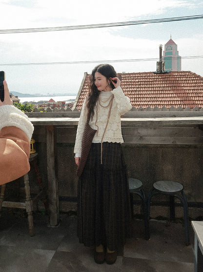 シックな中空かぎ針編み長袖トップ