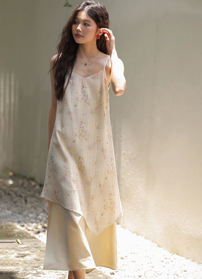 フローラルハルタードレス