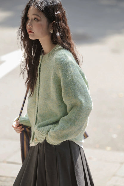 グリーンニットカーディガン