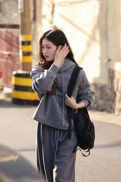 シック・フーディー・セット・ウィズ・スラックス