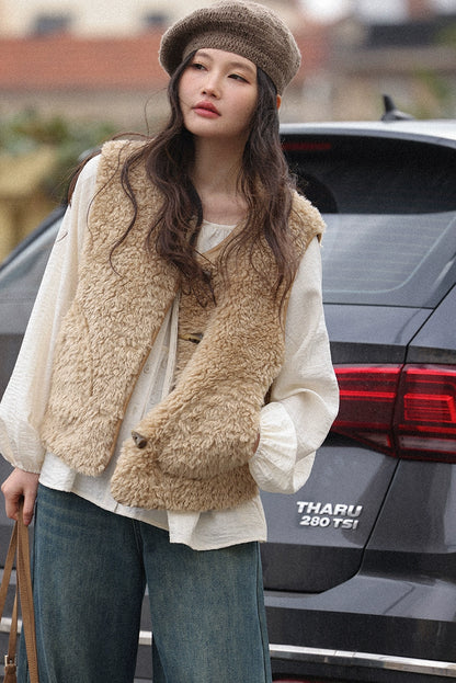 オーバーサイズバックルベスト