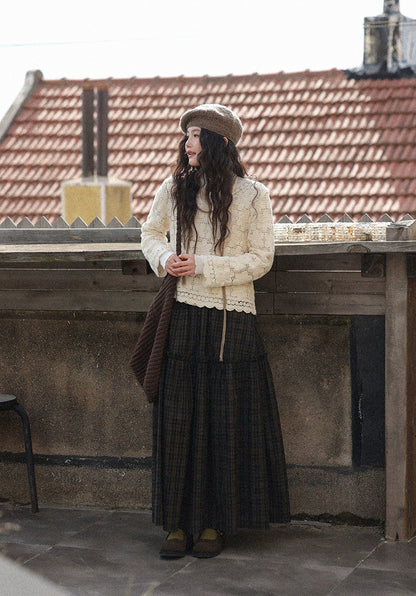 シックな中空かぎ針編み長袖トップ