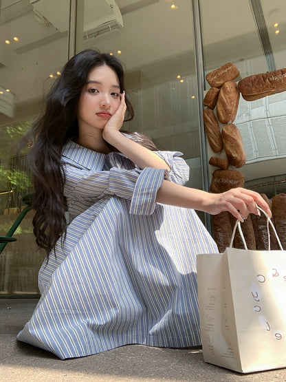 青いストライプミディワンピース