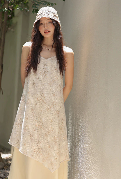 フローラルハルタードレス