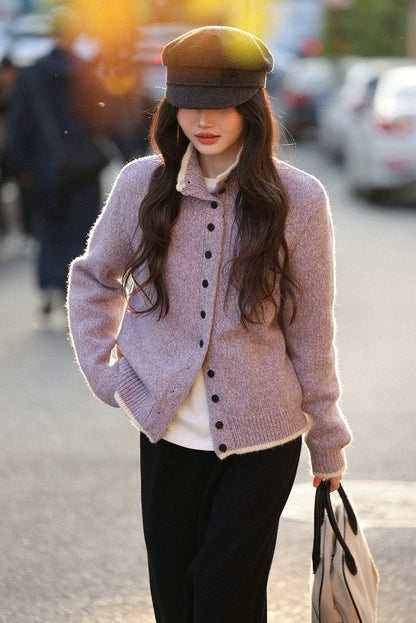 ロマンティック・ホワイト・ウール・カーディガン