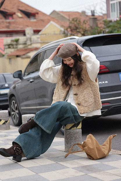 オーバーサイズバックルベスト