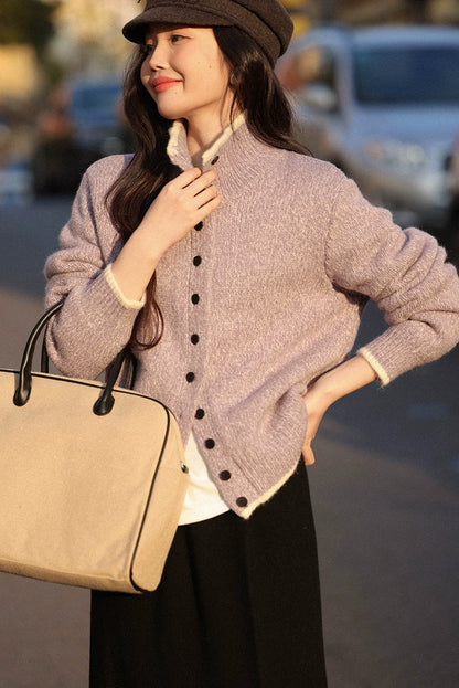 ロマンティック・ホワイト・ウール・カーディガン