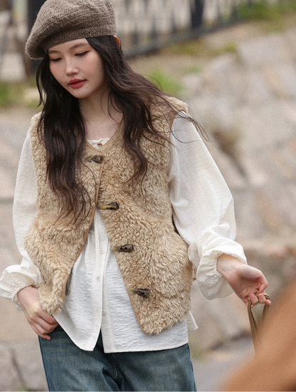 オーバーサイズバックルベスト