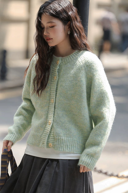 グリーンニットカーディガン