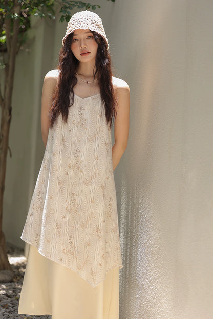 フローラルハルタードレス