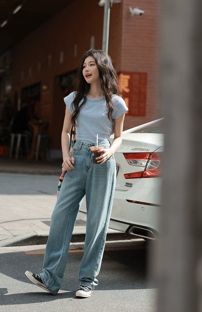 シックなサマーTシャツ