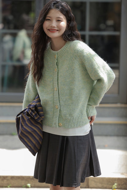 グリーンニットカーディガン
