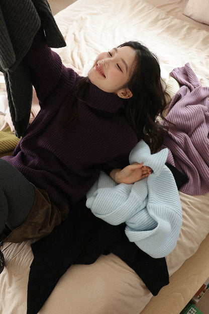 ストライプハイネックセーター