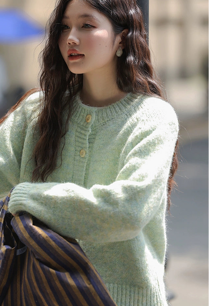 グリーンニットカーディガン