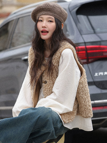 オーバーサイズバックルベスト