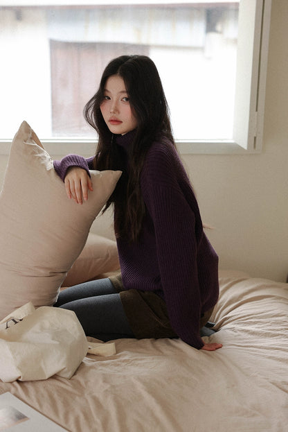 ストライプハイネックセーター