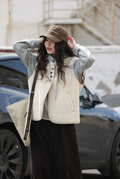 レイヤードウールベスト