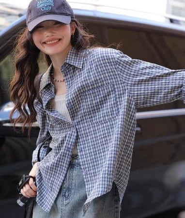 シックなチェックシャツブラウス